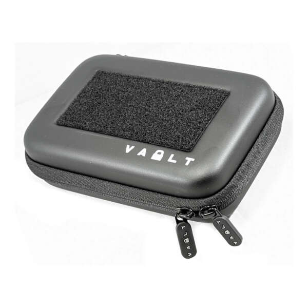 VAULT NANO CASE BLACK